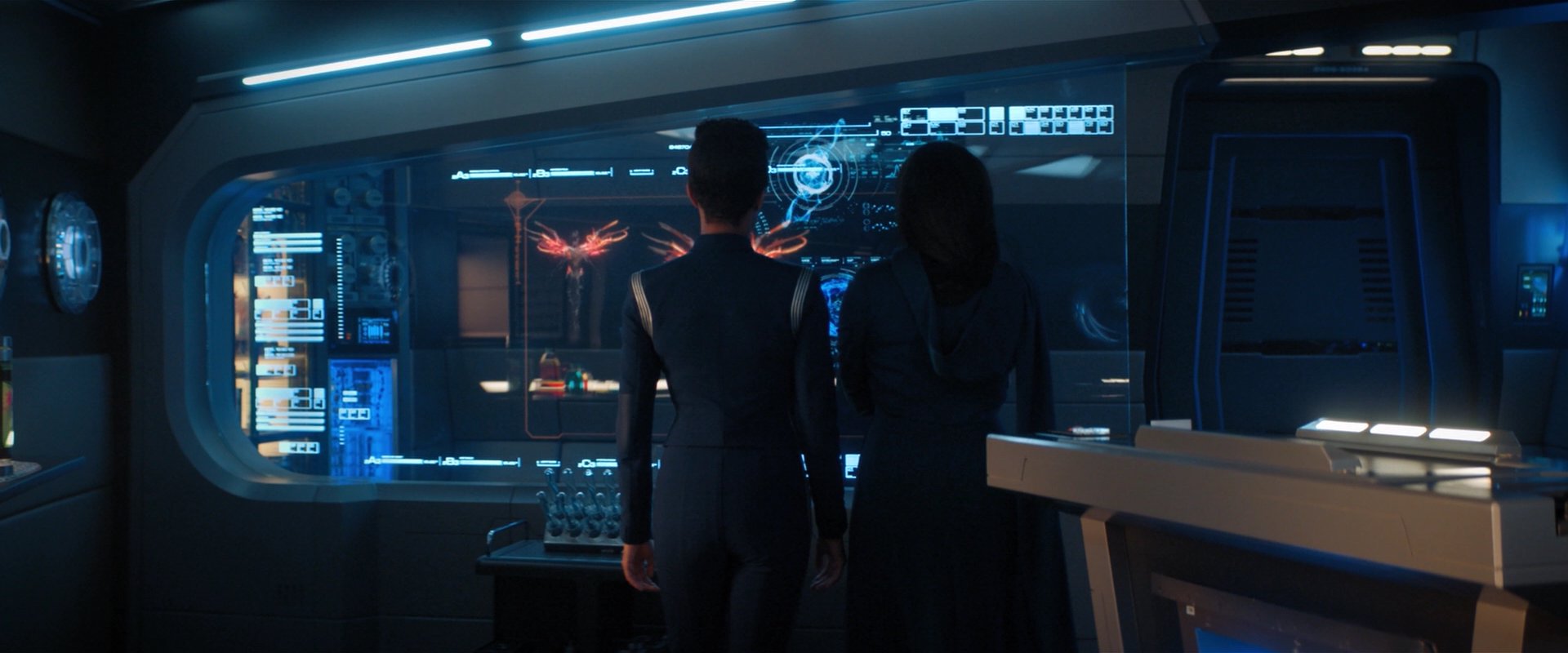 extant_StarTrekDiscovery_2x03-PointOfLight_02102.jpg