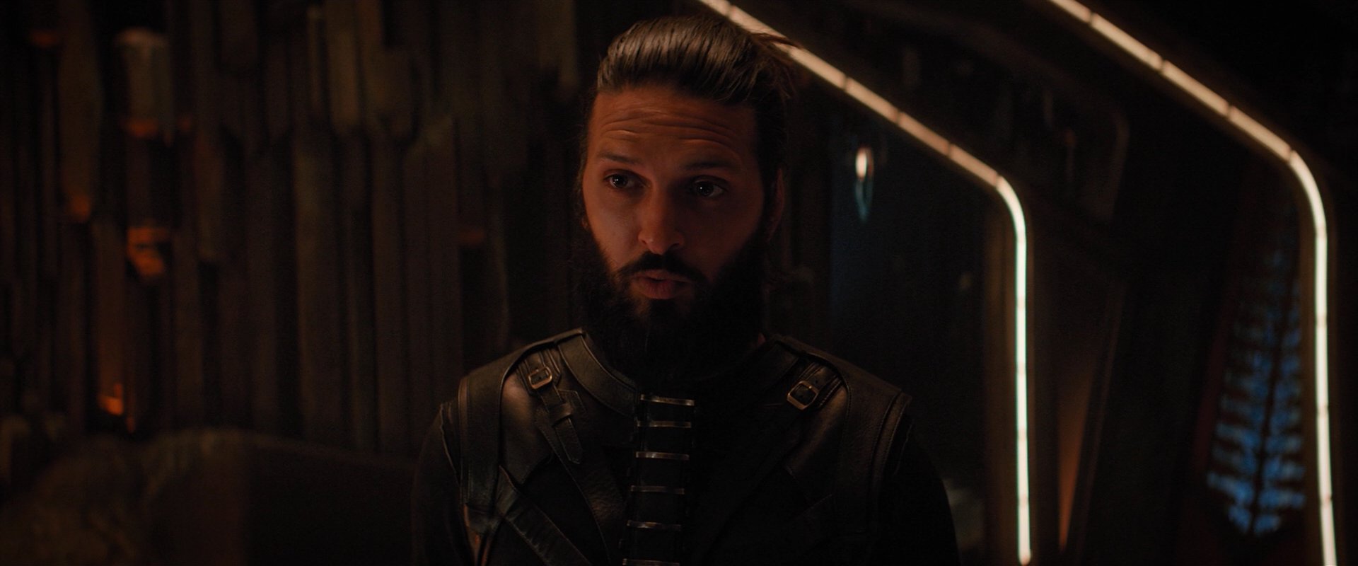 extant_StarTrekDiscovery_2x03-PointOfLight_02226.jpg