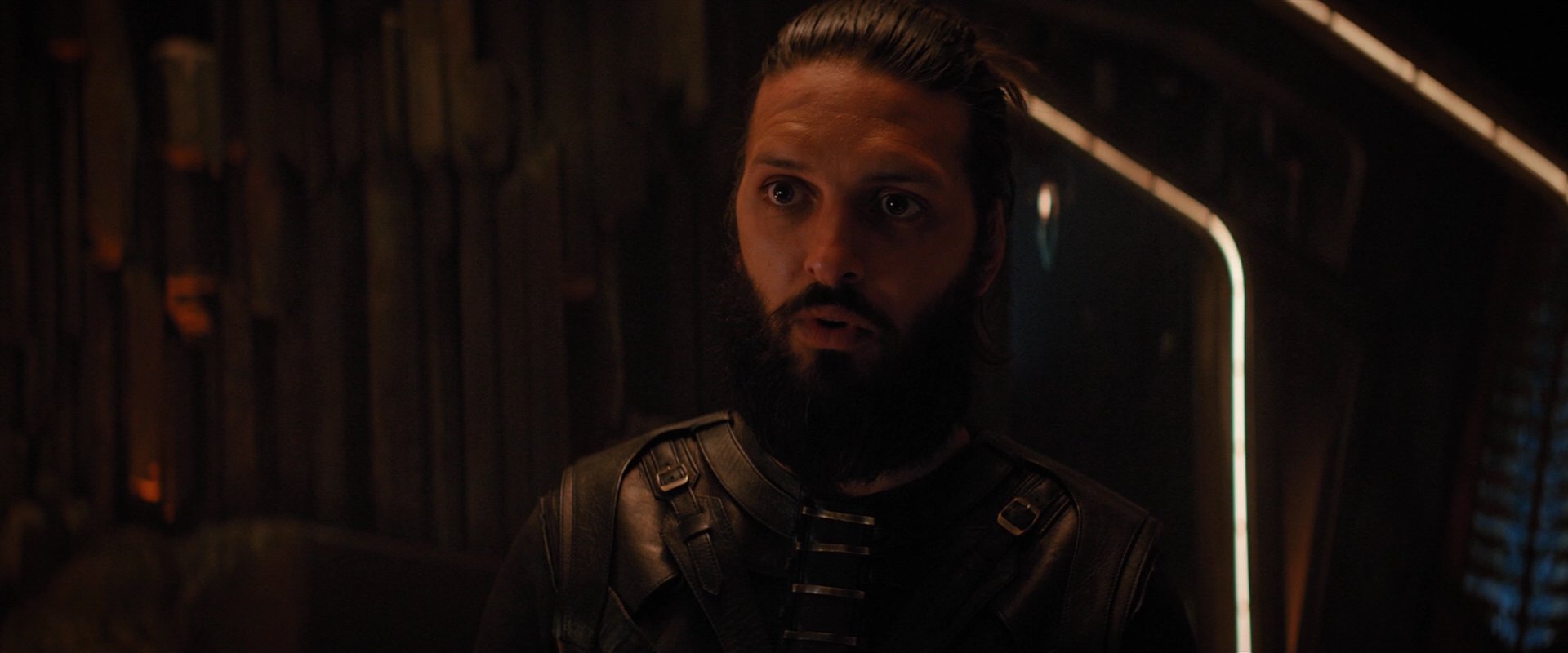 extant_StarTrekDiscovery_2x03-PointOfLight_02246.jpg