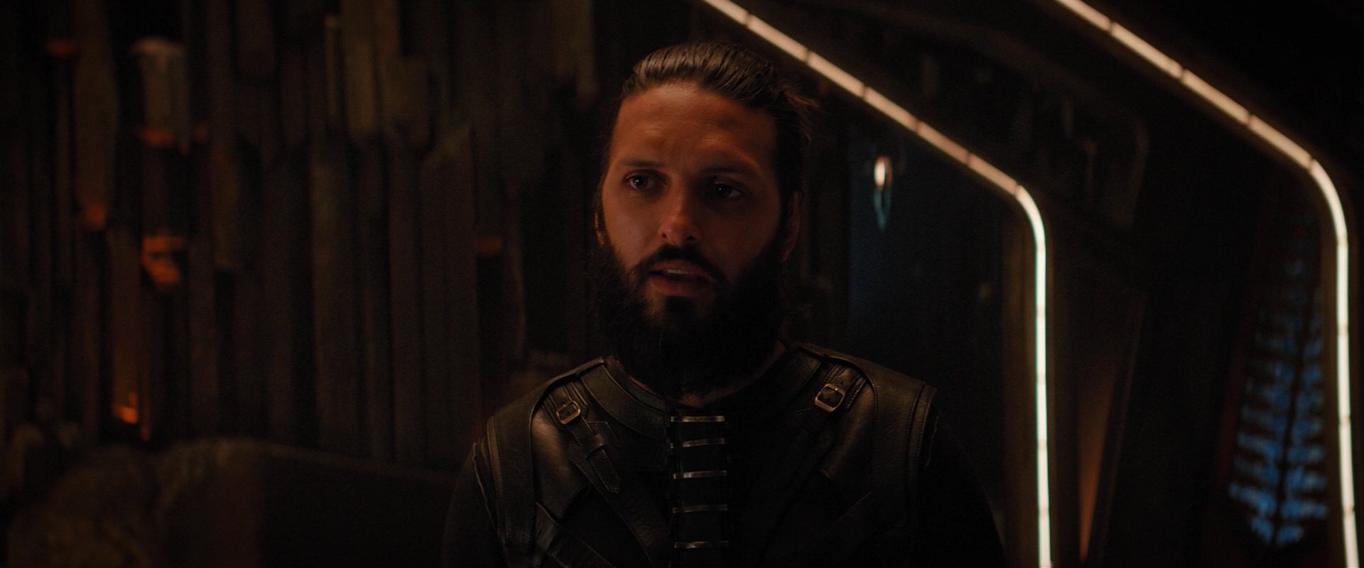 extant_StarTrekDiscovery_2x03-PointOfLight_02347.jpg