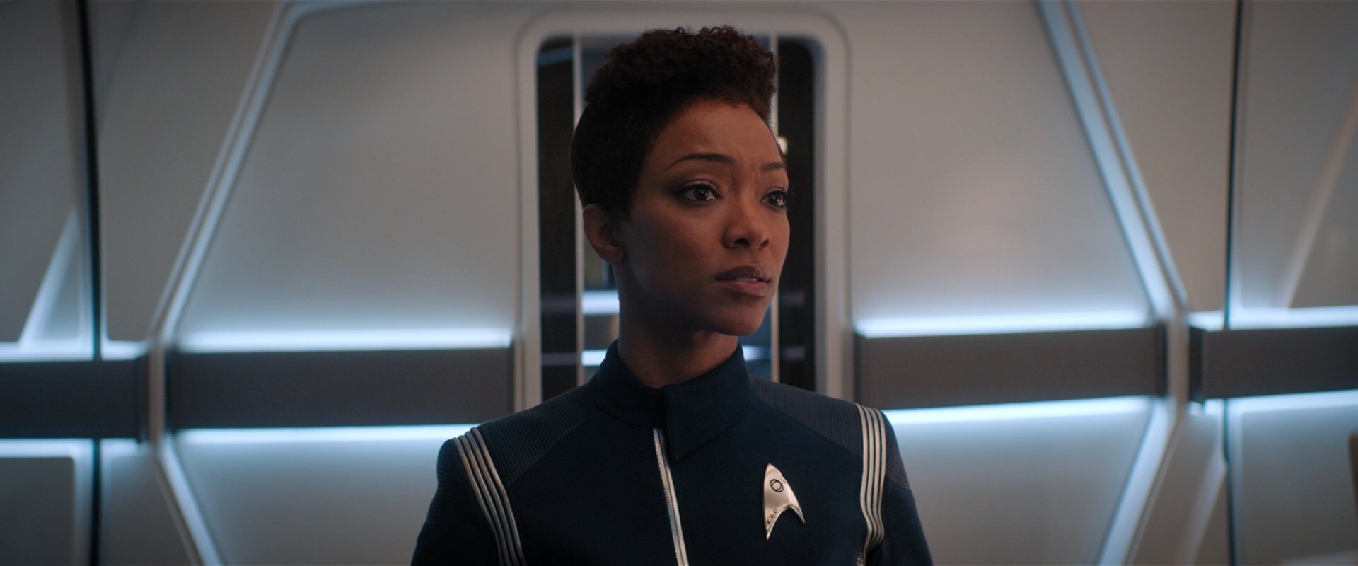 extant_StarTrekDiscovery_2x03-PointOfLight_02355.jpg