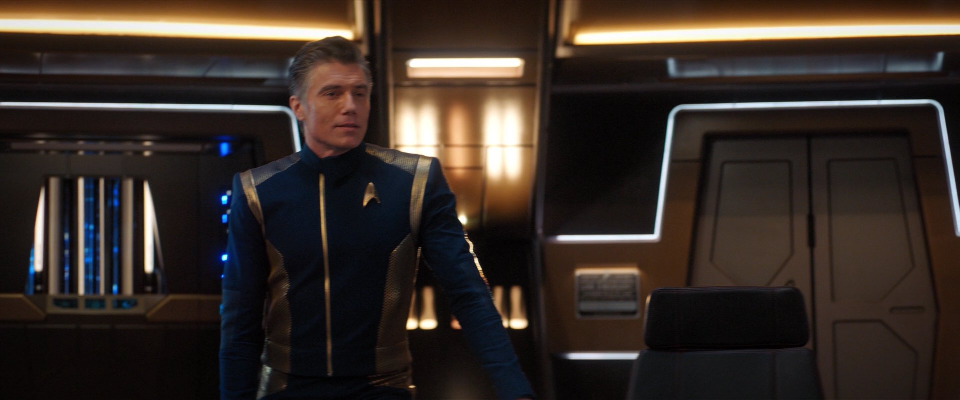 extant_StarTrekDiscovery_2x03-PointOfLight_02497.jpg