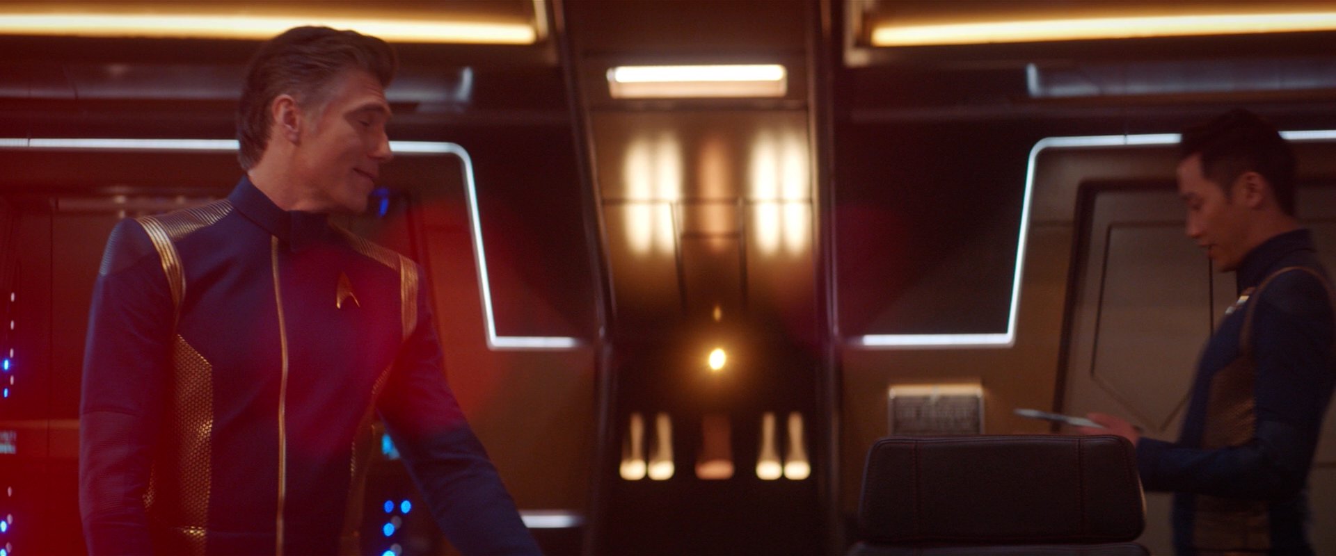extant_StarTrekDiscovery_2x03-PointOfLight_02525.jpg