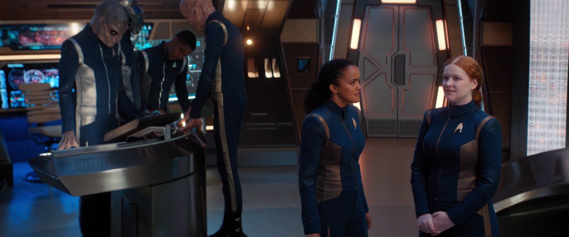 extant_StarTrekDiscovery_2x03-PointOfLight_02529.jpg