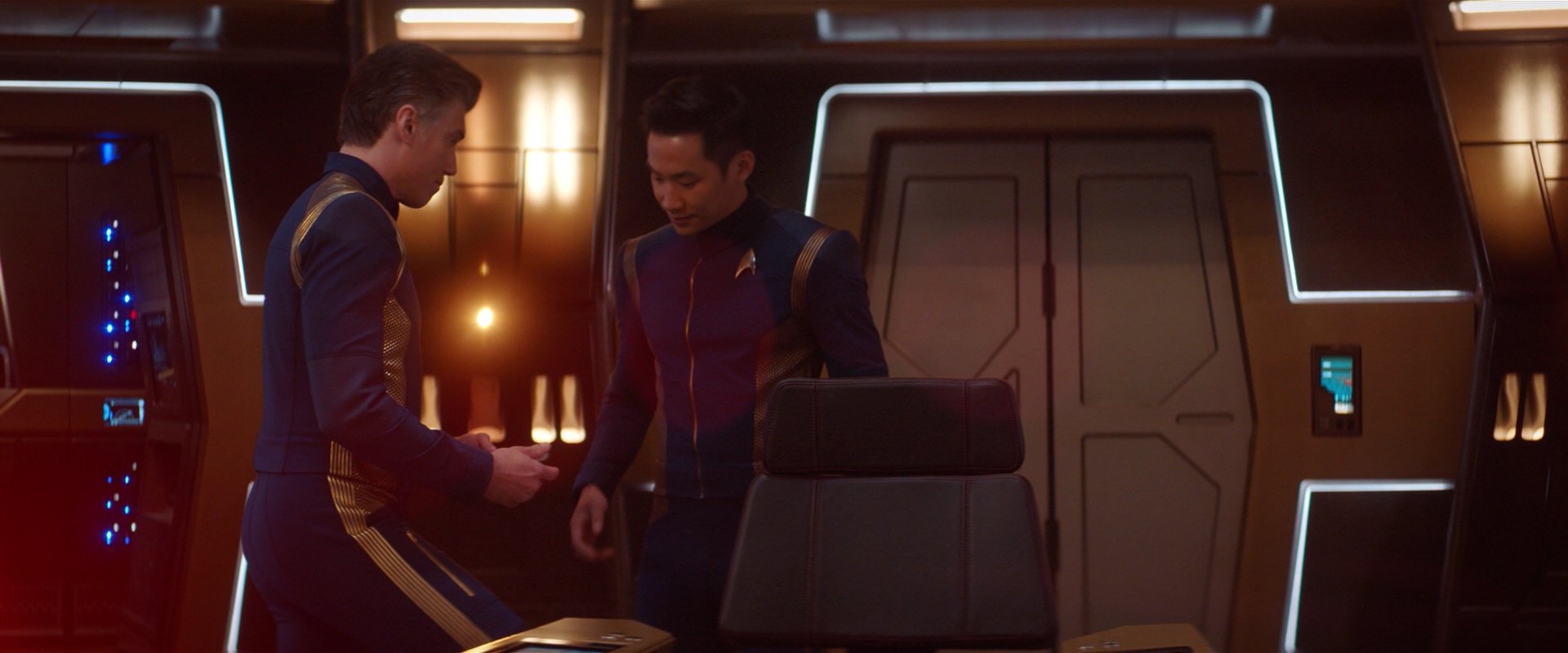 extant_StarTrekDiscovery_2x03-PointOfLight_02549.jpg extant_StarTrekDiscovery_2x03-PointOfLight_02549.jpg