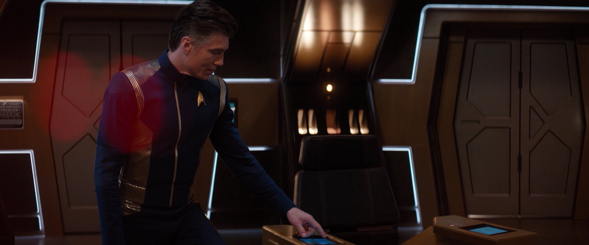 extant_StarTrekDiscovery_2x03-PointOfLight_02564.jpg extant_StarTrekDiscovery_2x03-PointOfLight_02564.jpg
