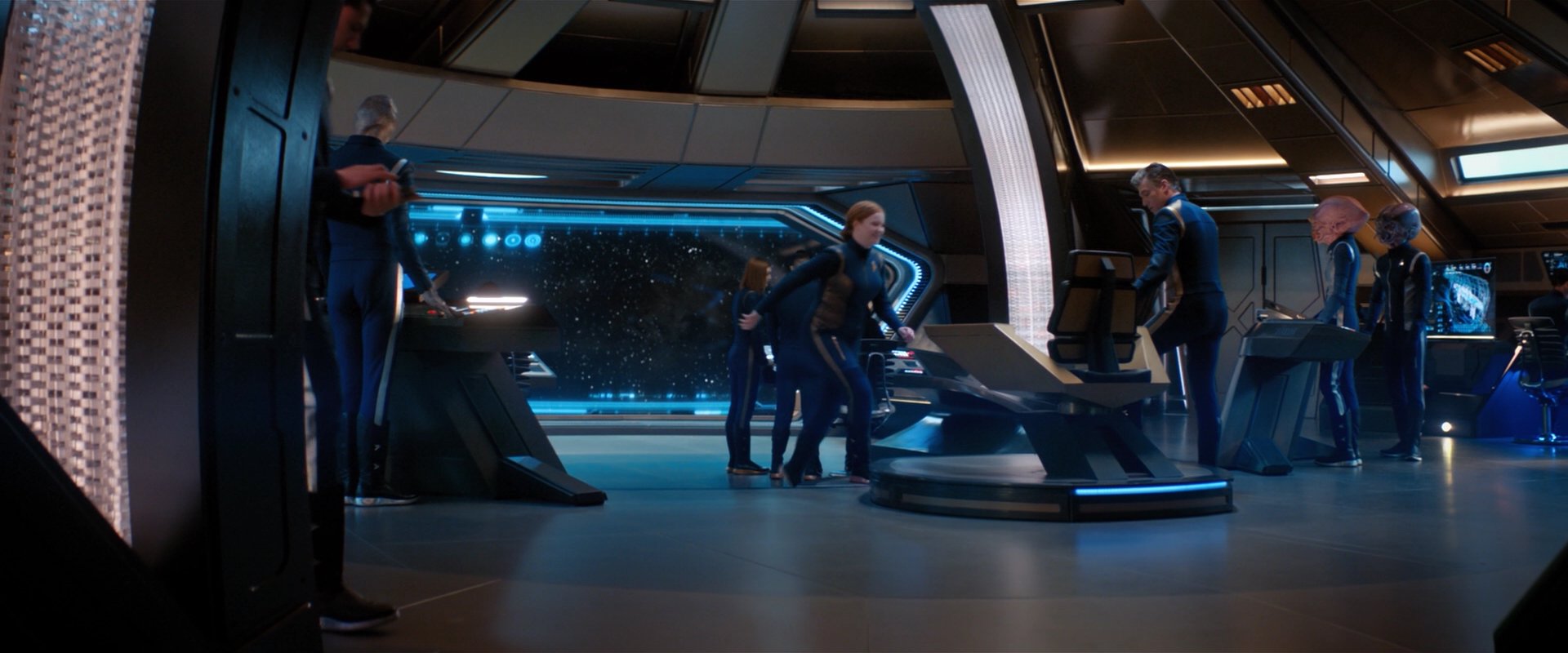 extant_StarTrekDiscovery_2x03-PointOfLight_02582.jpg