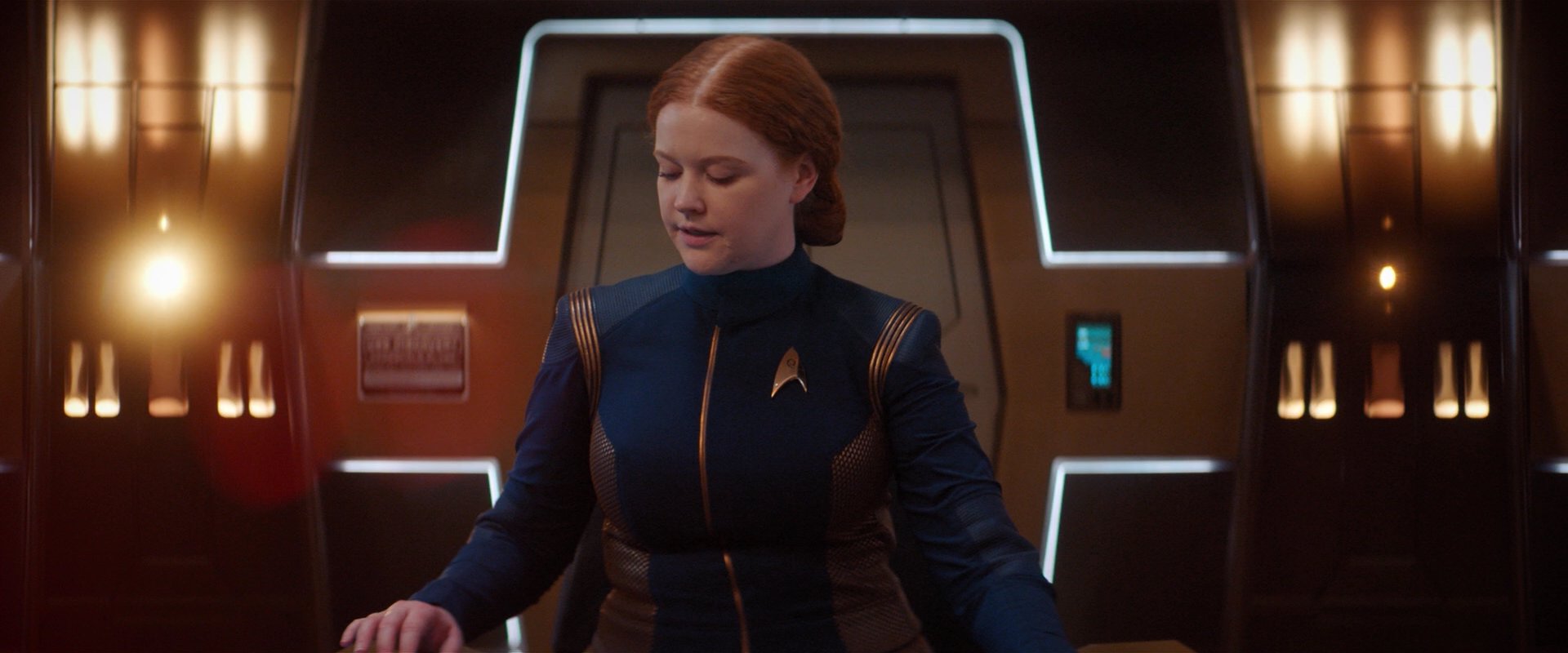 extant_StarTrekDiscovery_2x03-PointOfLight_02590.jpg extant_StarTrekDiscovery_2x03-PointOfLight_02590.jpg