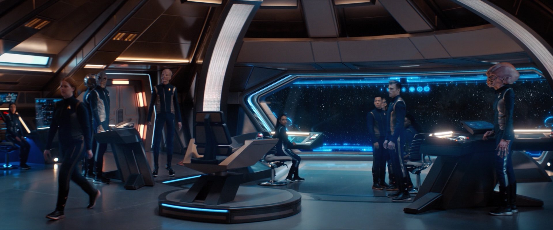 extant_StarTrekDiscovery_2x03-PointOfLight_02696.jpg
