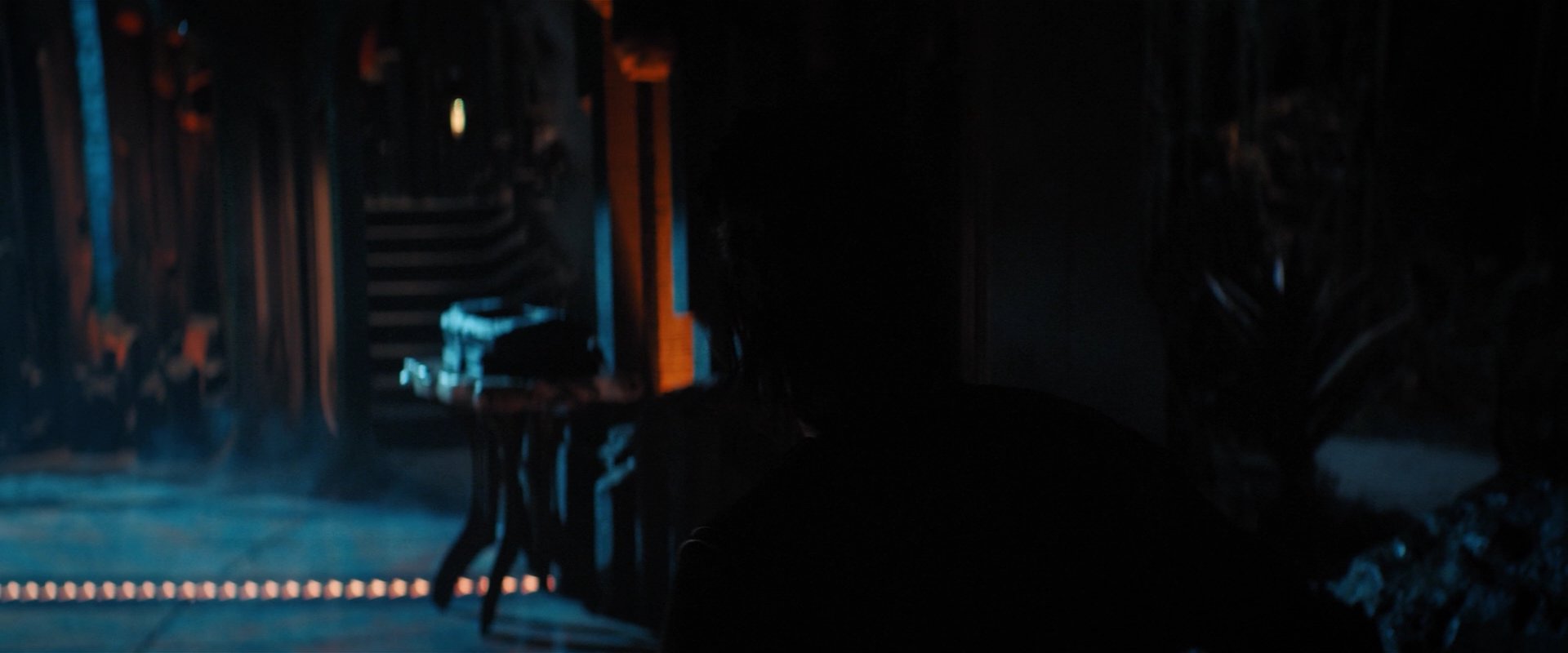 extant_StarTrekDiscovery_2x03-PointOfLight_02743.jpg
