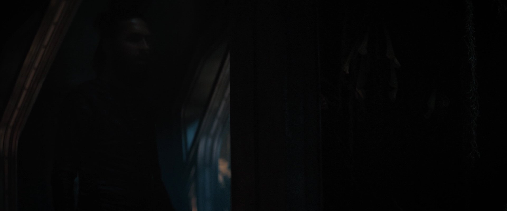 extant_StarTrekDiscovery_2x03-PointOfLight_02753.jpg