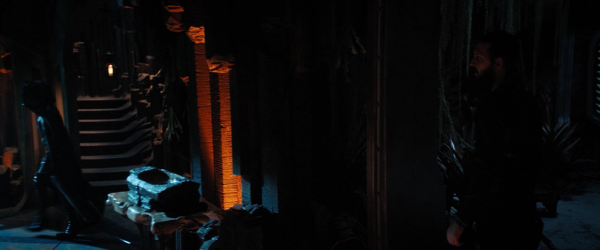 extant_StarTrekDiscovery_2x03-PointOfLight_02760.jpg extant_StarTrekDiscovery_2x03-PointOfLight_02760.jpg