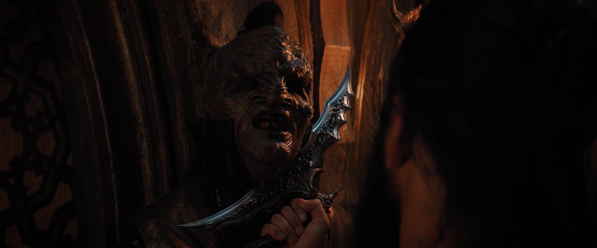 extant_StarTrekDiscovery_2x03-PointOfLight_02851.jpg