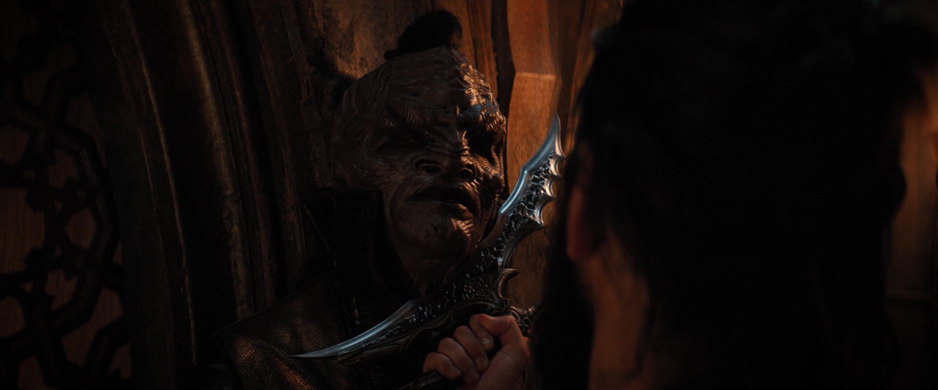 extant_StarTrekDiscovery_2x03-PointOfLight_02856.jpg