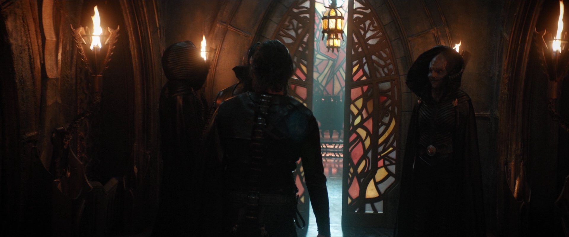 extant_StarTrekDiscovery_2x03-PointOfLight_02867.jpg