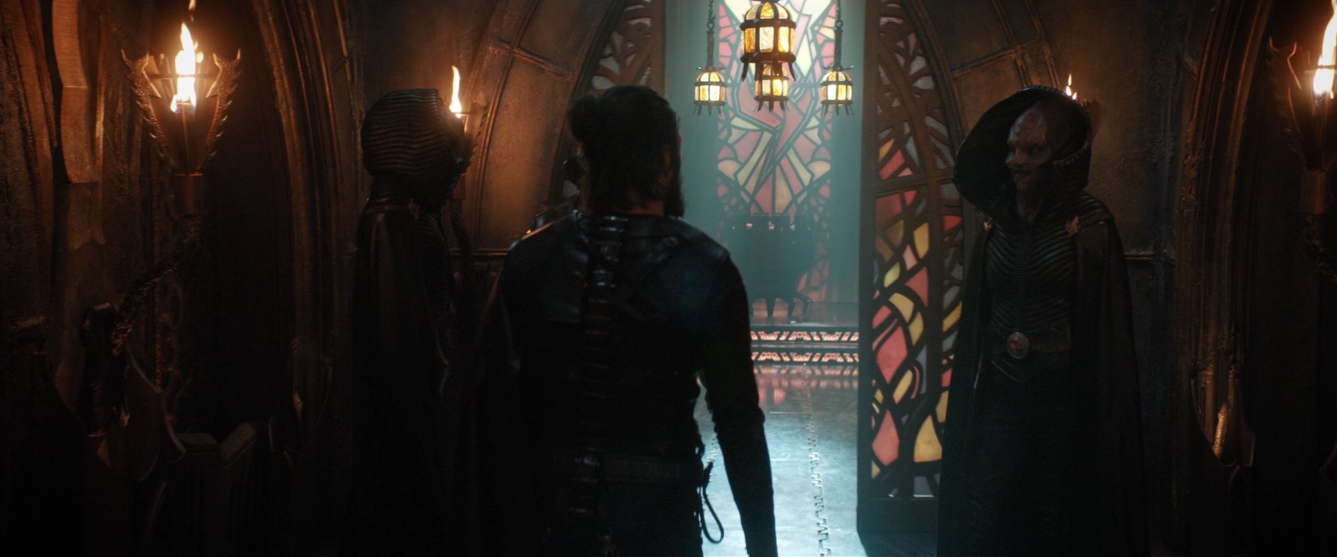 extant_StarTrekDiscovery_2x03-PointOfLight_02868.jpg