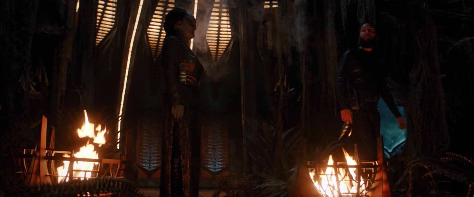 extant_StarTrekDiscovery_2x03-PointOfLight_03059.jpg extant_StarTrekDiscovery_2x03-PointOfLight_03059.jpg