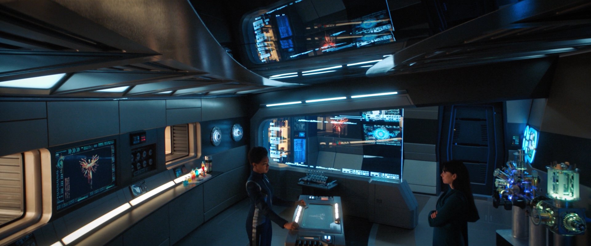extant_StarTrekDiscovery_2x03-PointOfLight_03280.jpg