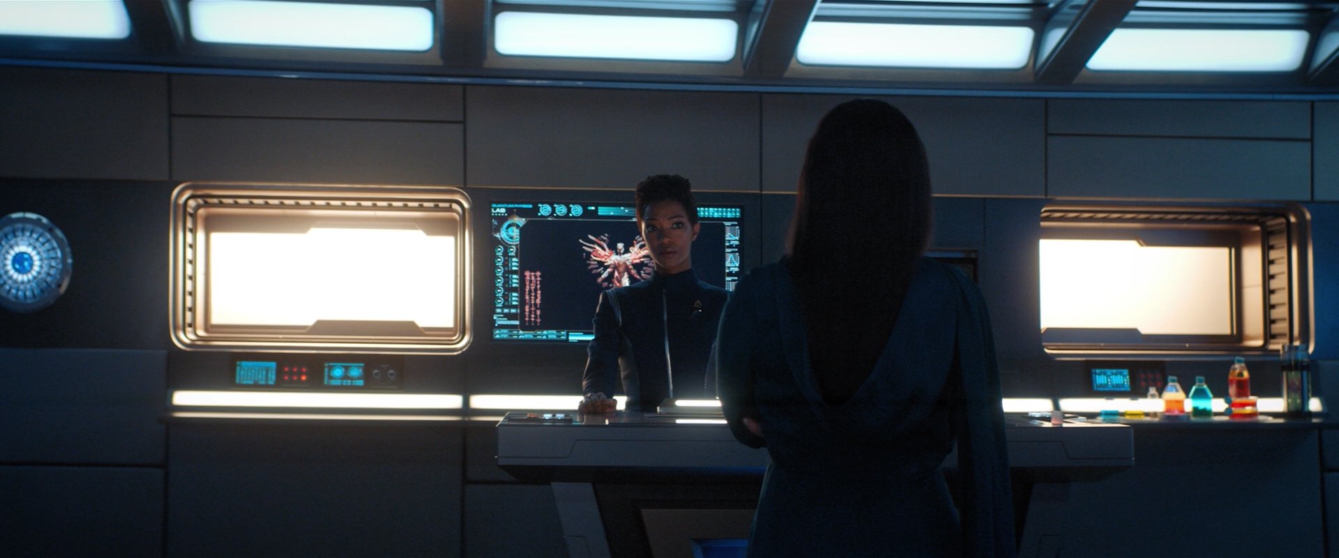 extant_StarTrekDiscovery_2x03-PointOfLight_03294.jpg