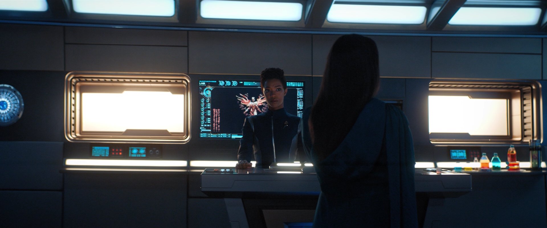 extant_StarTrekDiscovery_2x03-PointOfLight_03299.jpg