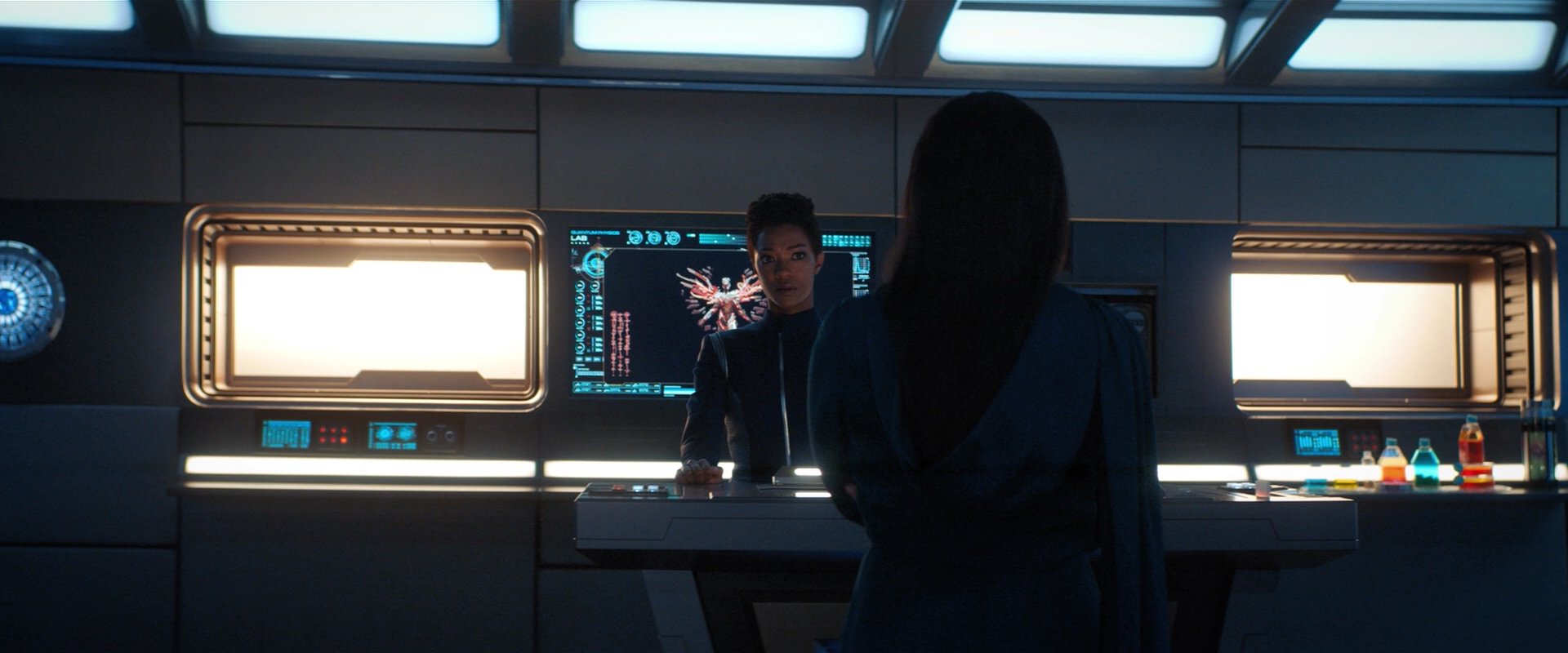extant_StarTrekDiscovery_2x03-PointOfLight_03300.jpg