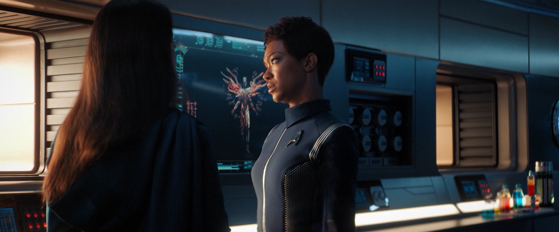 extant_StarTrekDiscovery_2x03-PointOfLight_03377.jpg