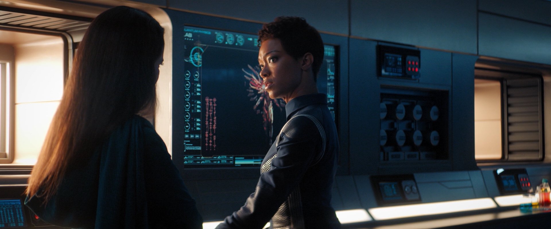 extant_StarTrekDiscovery_2x03-PointOfLight_03486.jpg