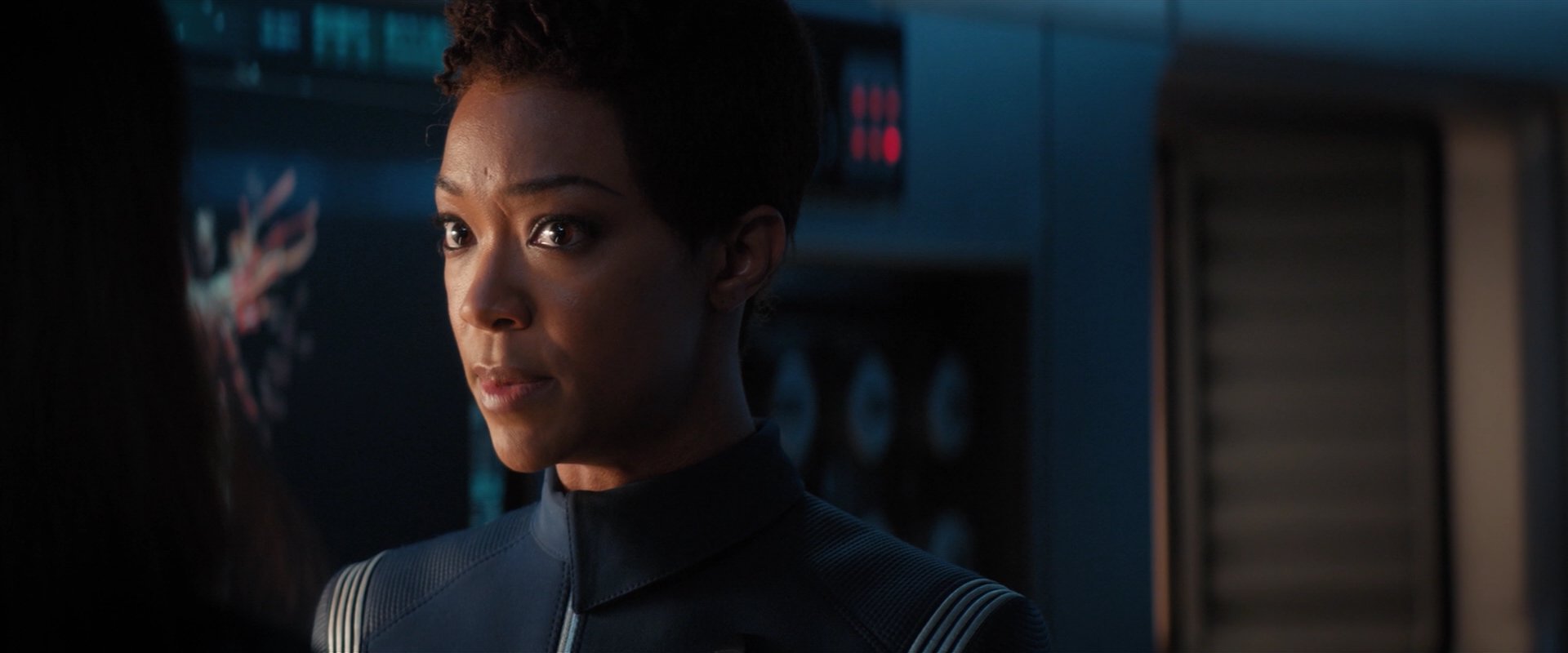 extant_StarTrekDiscovery_2x03-PointOfLight_03557.jpg