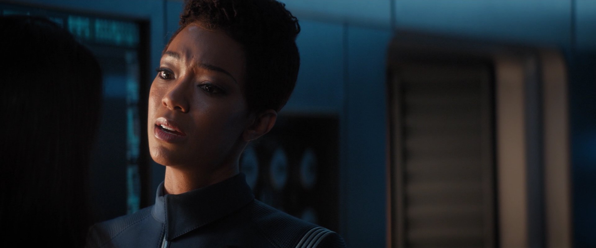 extant_StarTrekDiscovery_2x03-PointOfLight_03571.jpg
