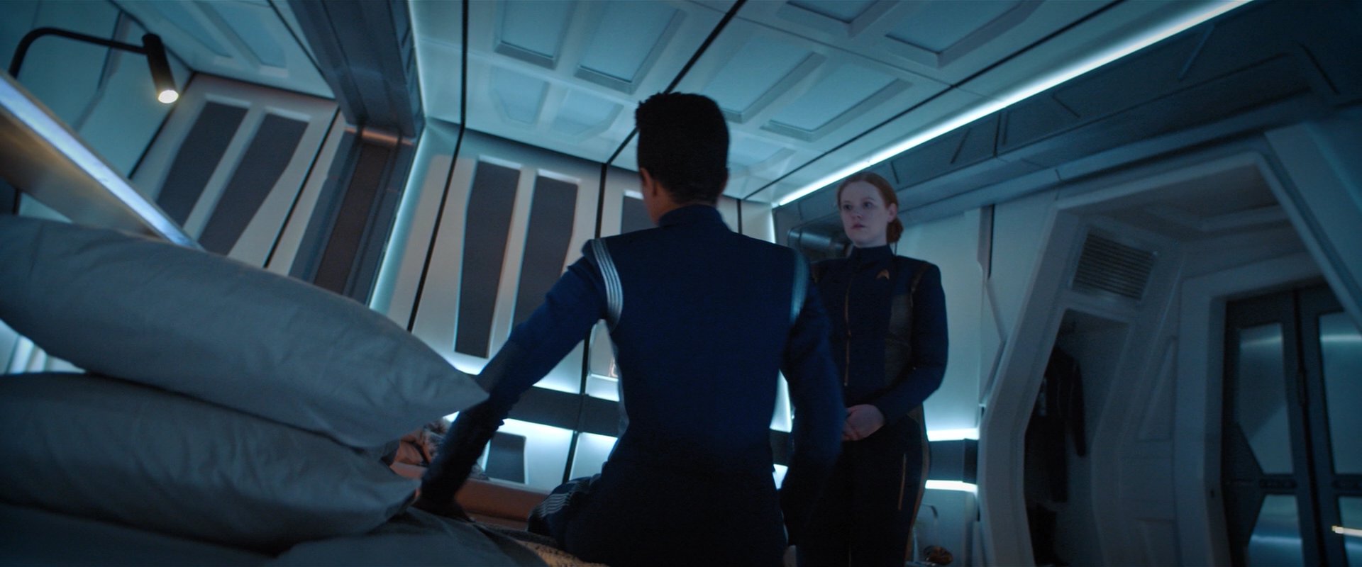 extant_StarTrekDiscovery_2x03-PointOfLight_03910.jpg