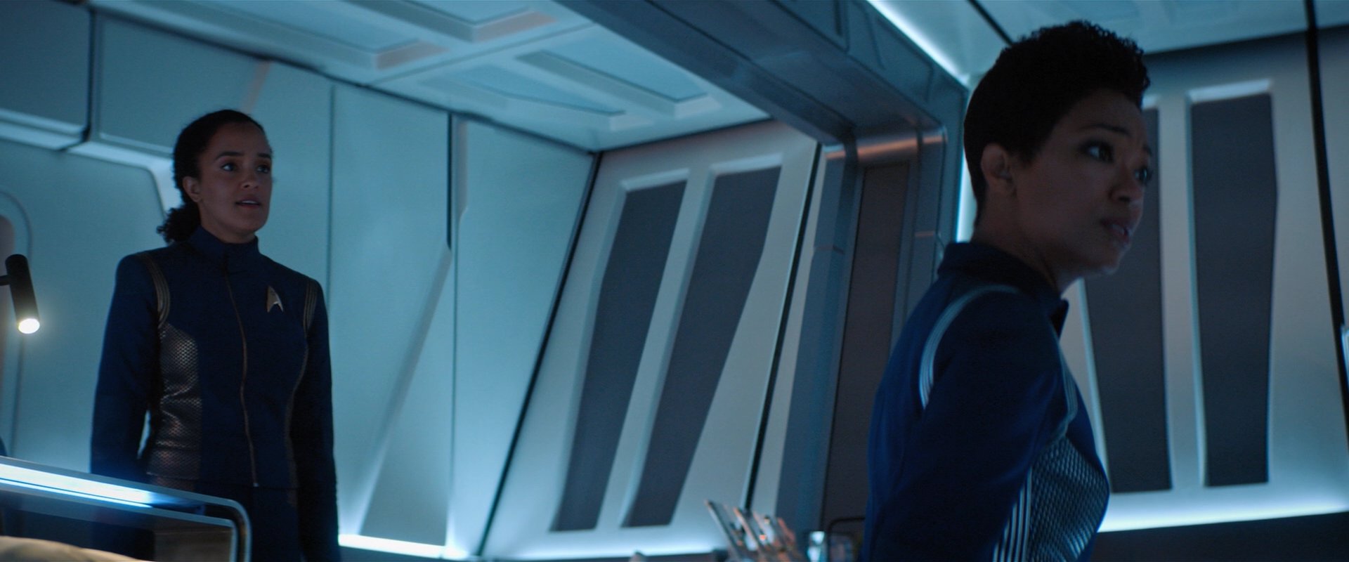 extant_StarTrekDiscovery_2x03-PointOfLight_03955.jpg