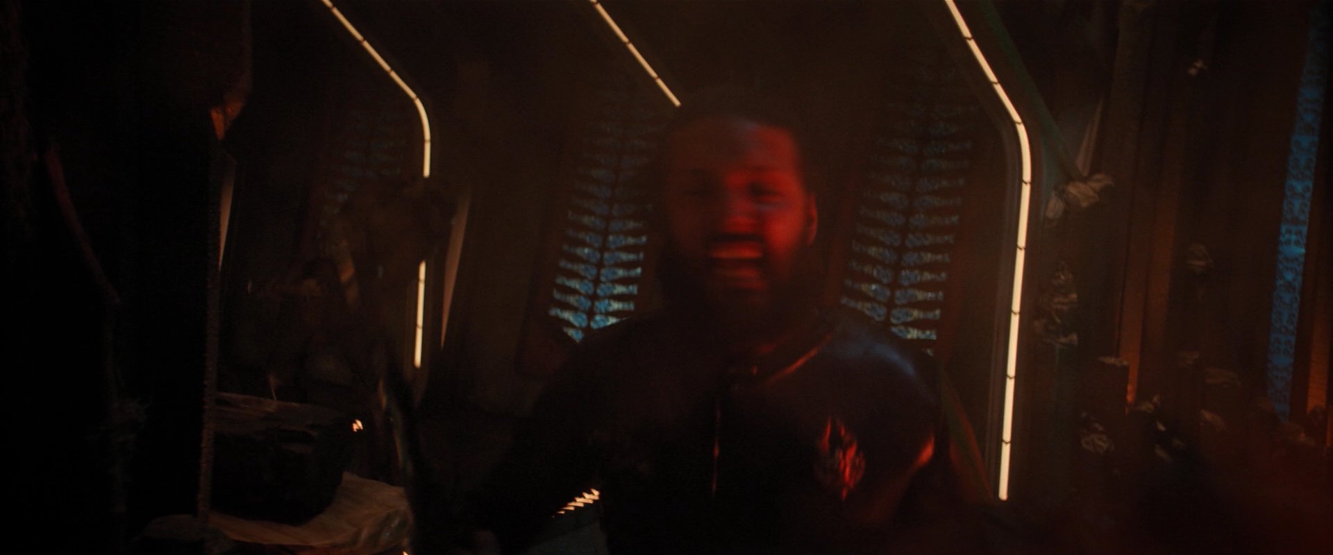 extant_StarTrekDiscovery_2x03-PointOfLight_04386.jpg