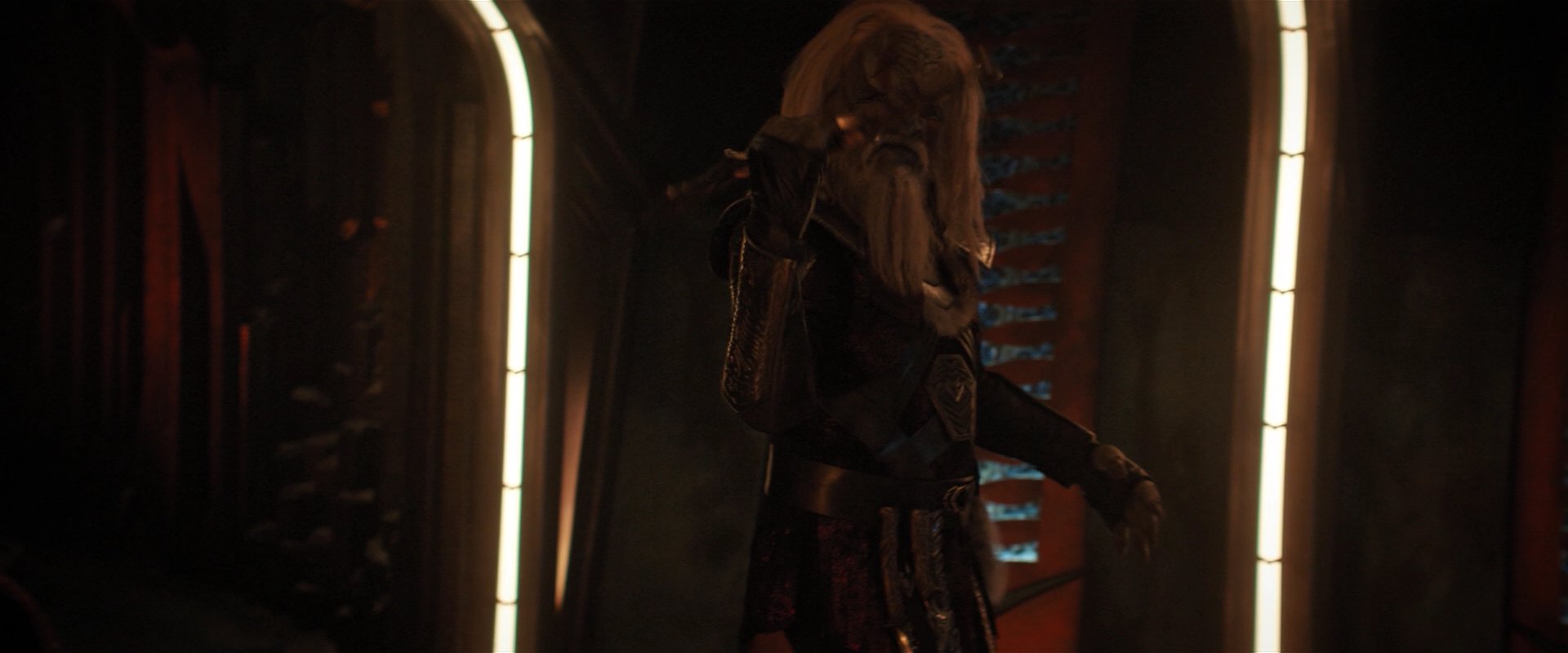 extant_StarTrekDiscovery_2x03-PointOfLight_04496.jpg