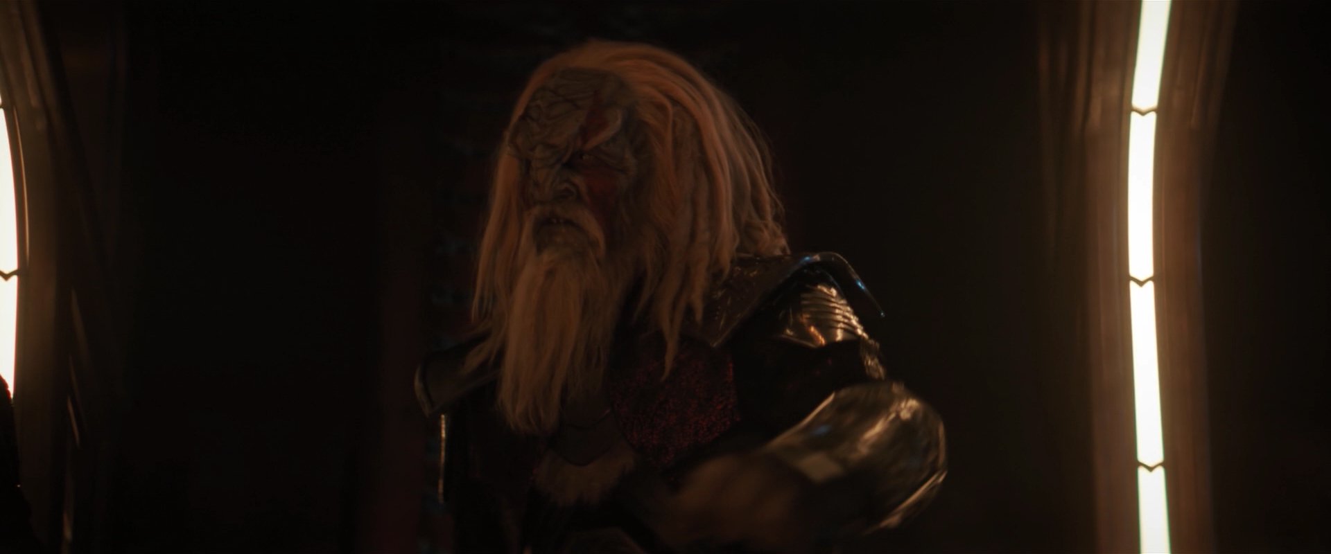 extant_StarTrekDiscovery_2x03-PointOfLight_04512.jpg