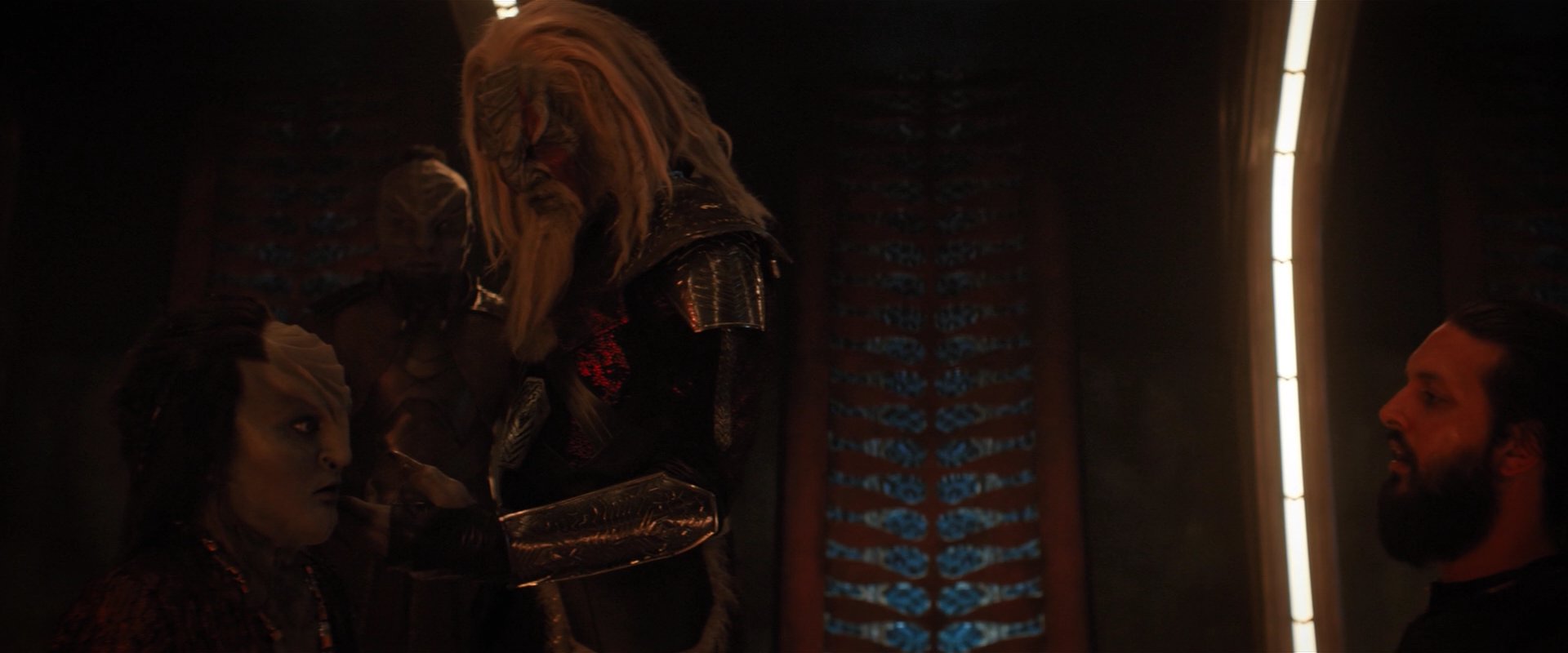 extant_StarTrekDiscovery_2x03-PointOfLight_04535.jpg