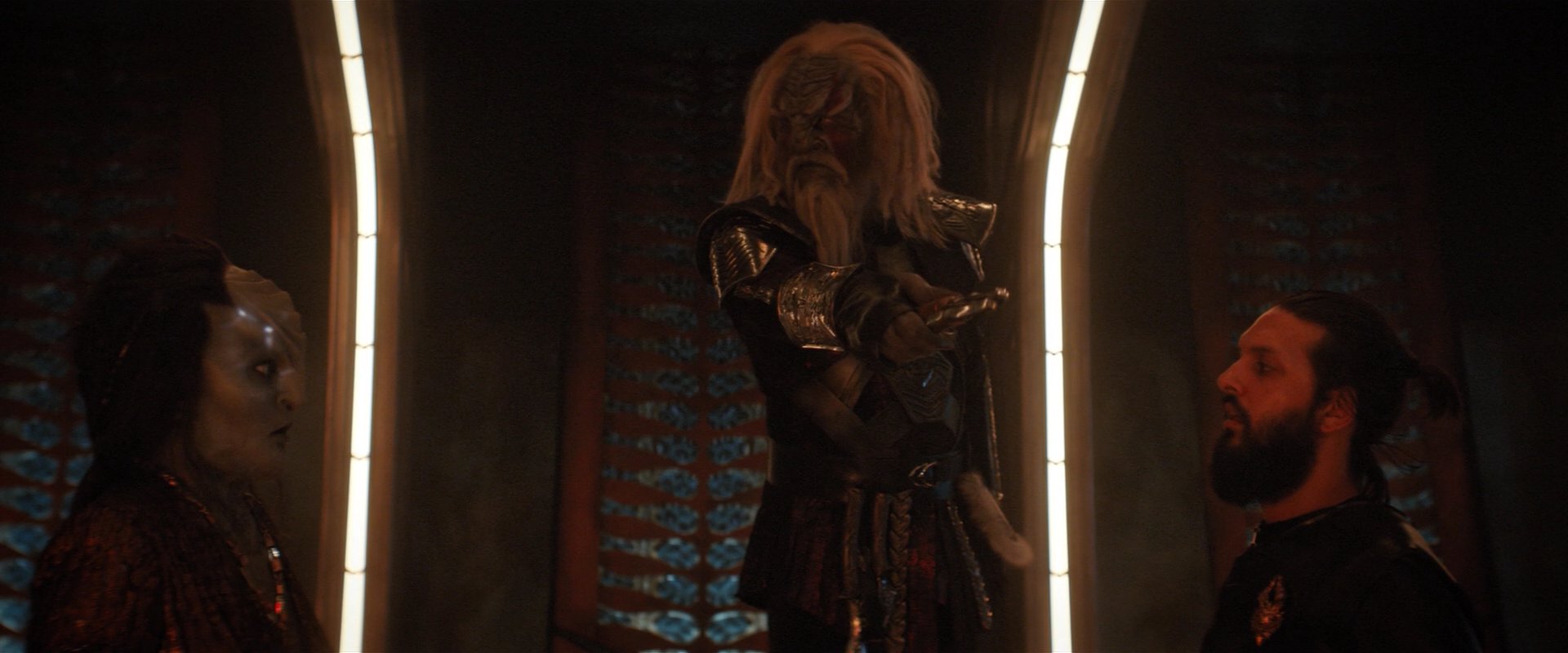 extant_StarTrekDiscovery_2x03-PointOfLight_04651.jpg