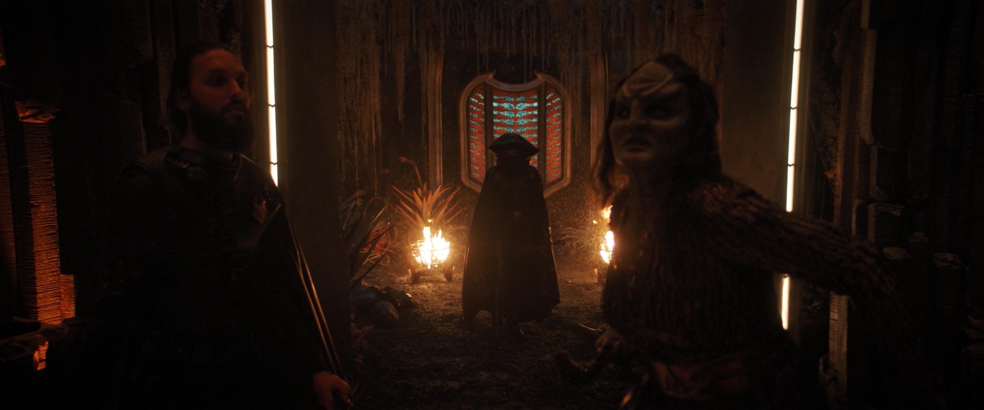 extant_StarTrekDiscovery_2x03-PointOfLight_04681.jpg