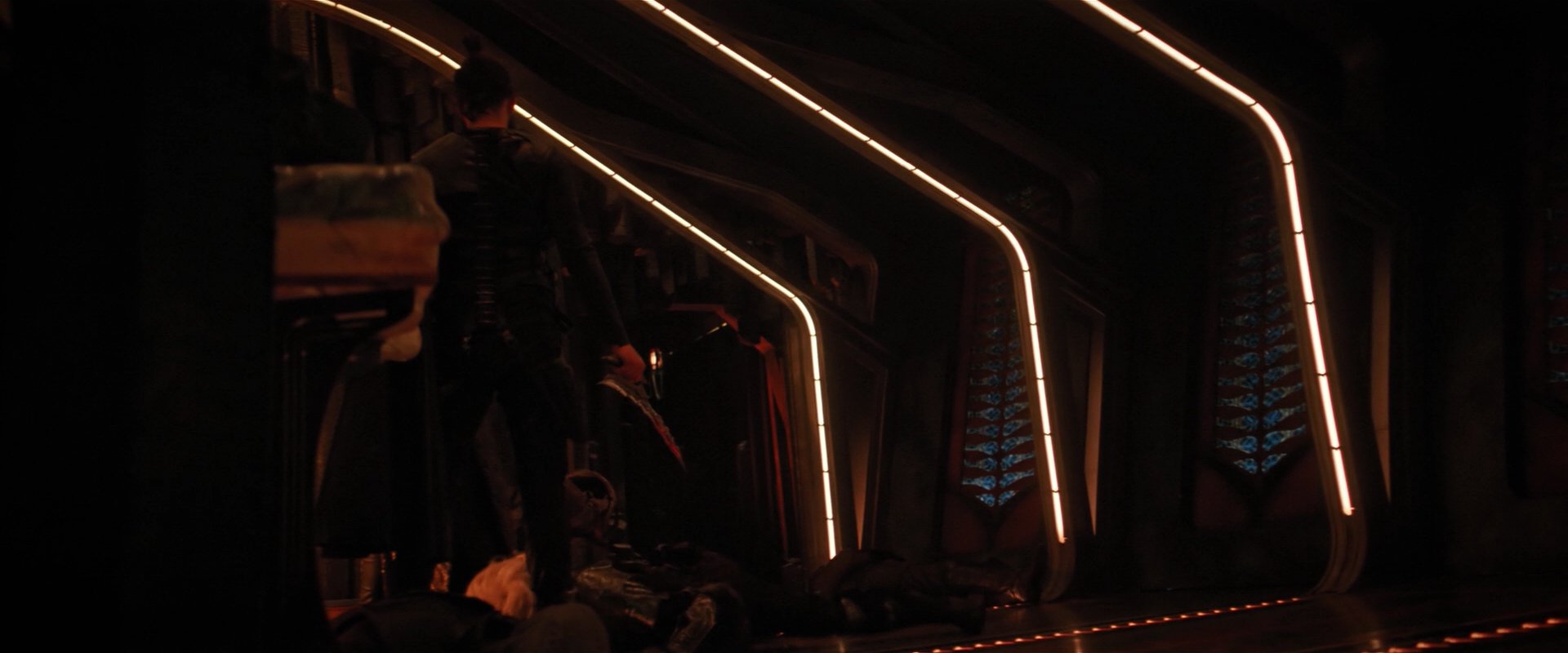 extant_StarTrekDiscovery_2x03-PointOfLight_04686.jpg