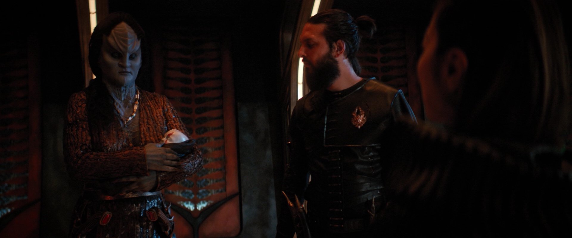 extant_StarTrekDiscovery_2x03-PointOfLight_04795.jpg extant_StarTrekDiscovery_2x03-PointOfLight_04795.jpg