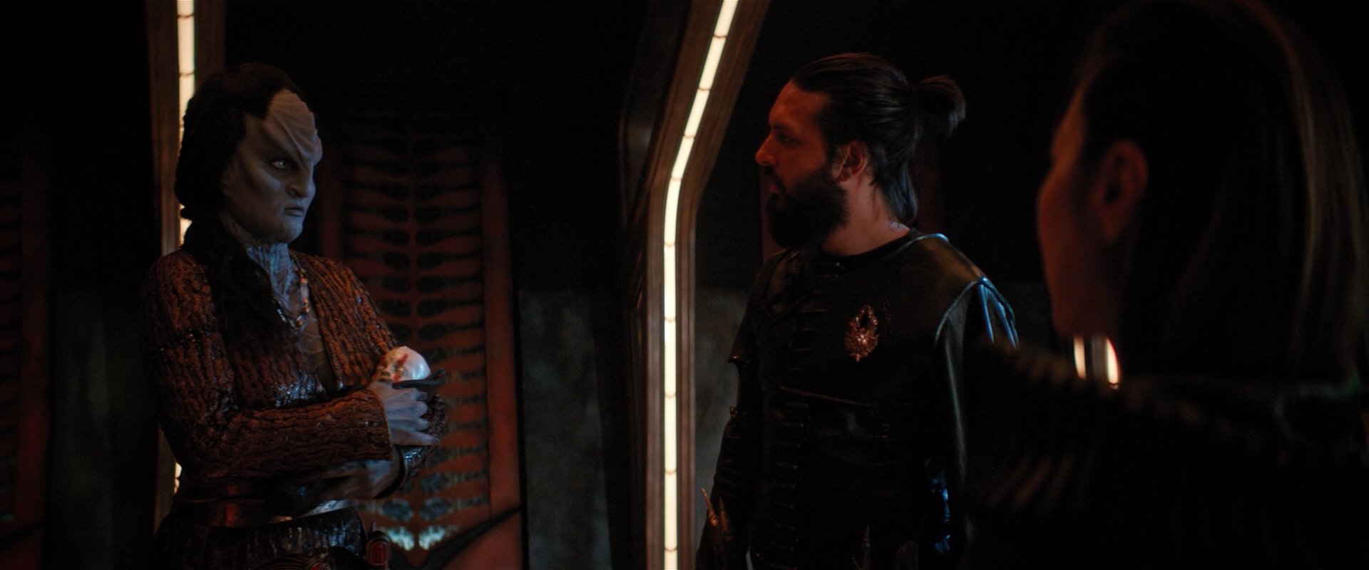 extant_StarTrekDiscovery_2x03-PointOfLight_04835.jpg