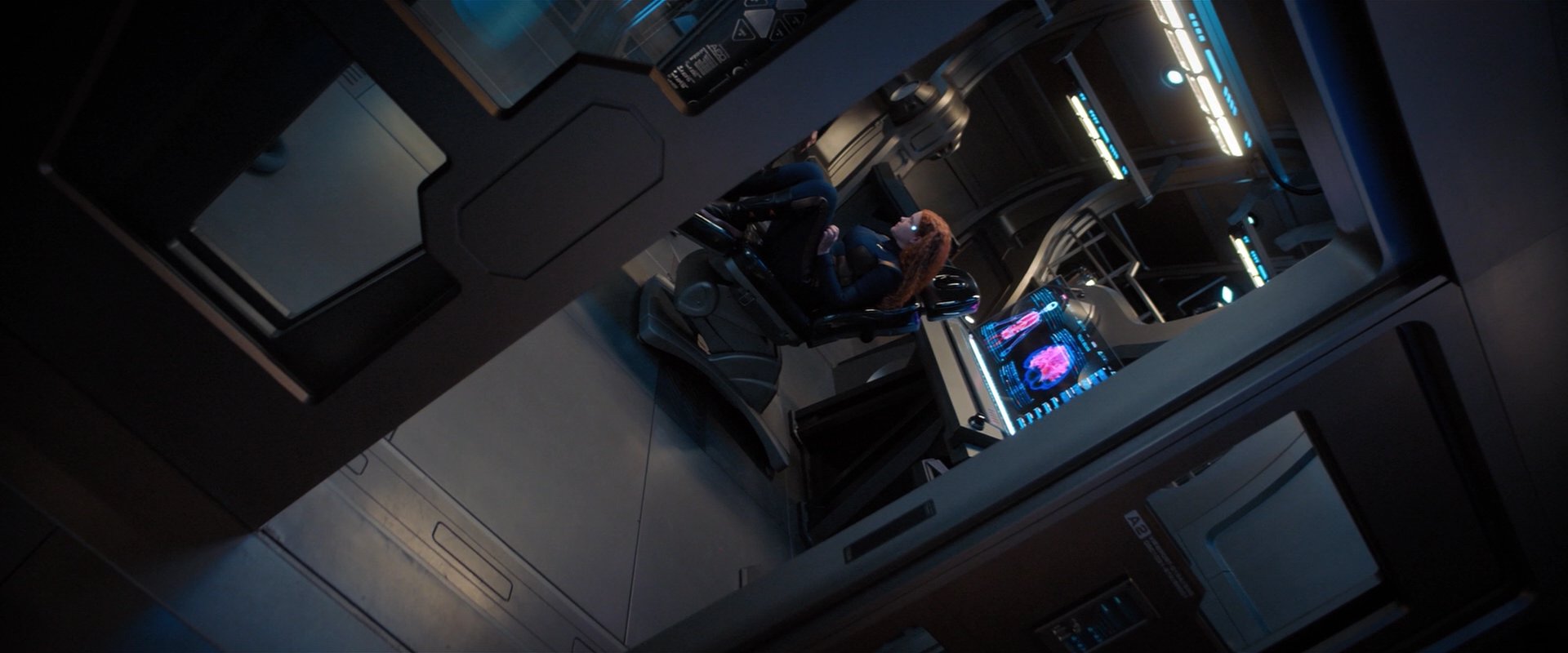 extant_StarTrekDiscovery_2x03-PointOfLight_04939.jpg
