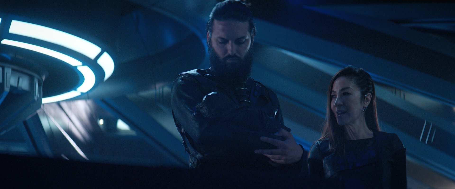 extant_StarTrekDiscovery_2x03-PointOfLight_05559.jpg