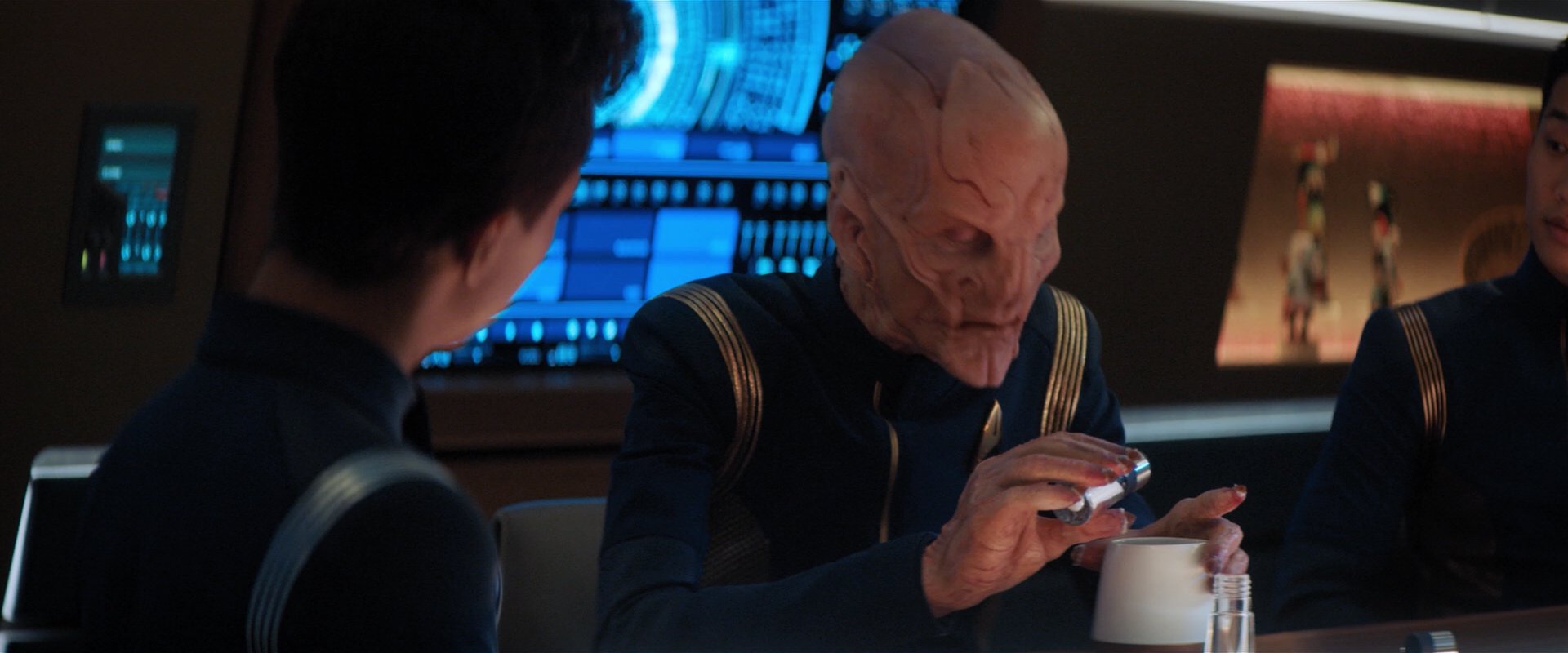 extant_StarTrekDiscovery_2x04-AnObolForCharon_00685.jpg