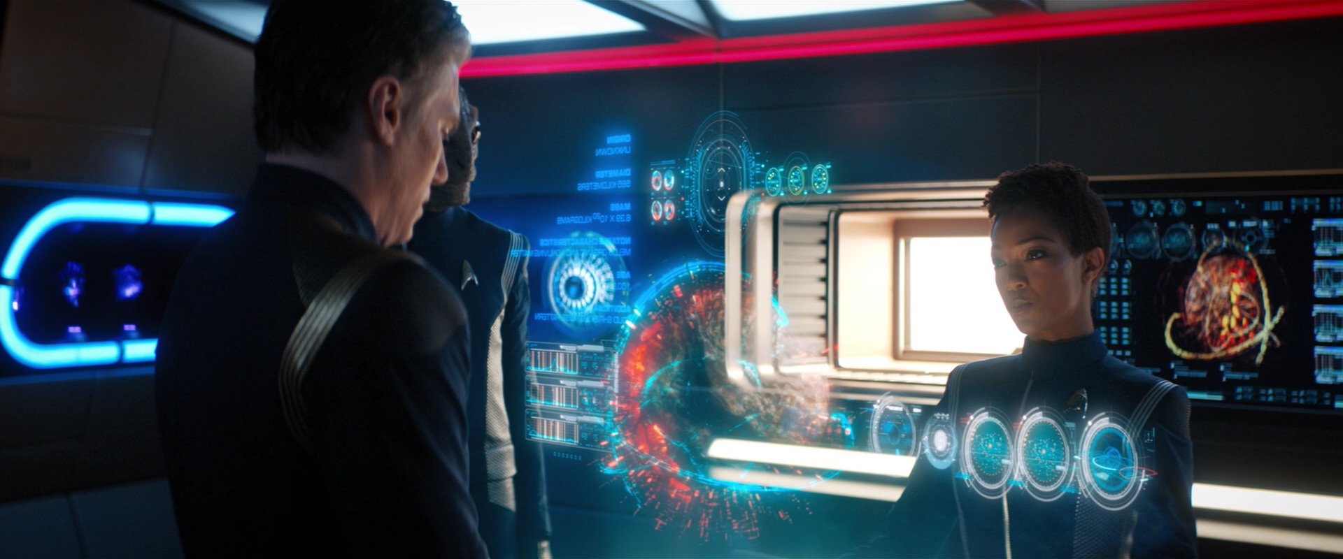 extant_StarTrekDiscovery_2x04-AnObolForCharon_01235.jpg