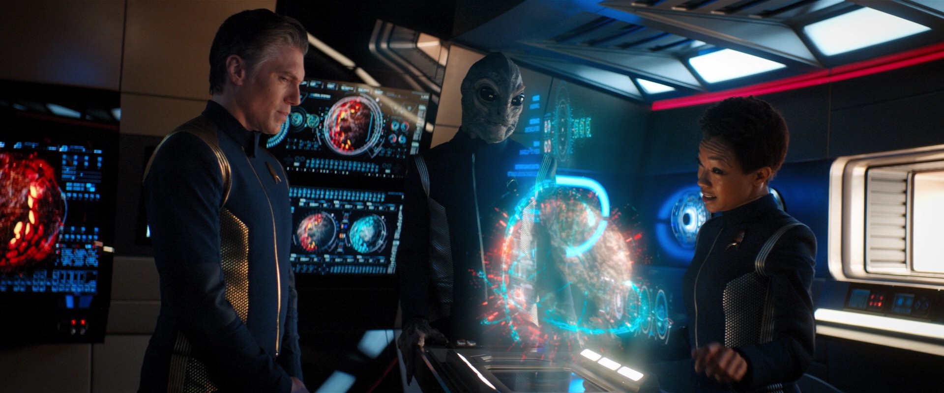 extant_StarTrekDiscovery_2x04-AnObolForCharon_01252.jpg