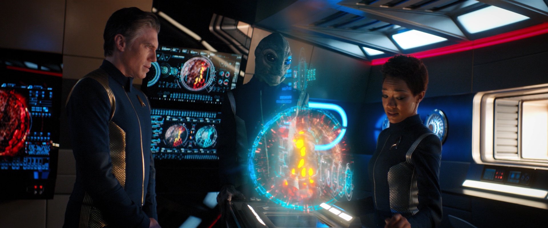 extant_StarTrekDiscovery_2x04-AnObolForCharon_01268.jpg