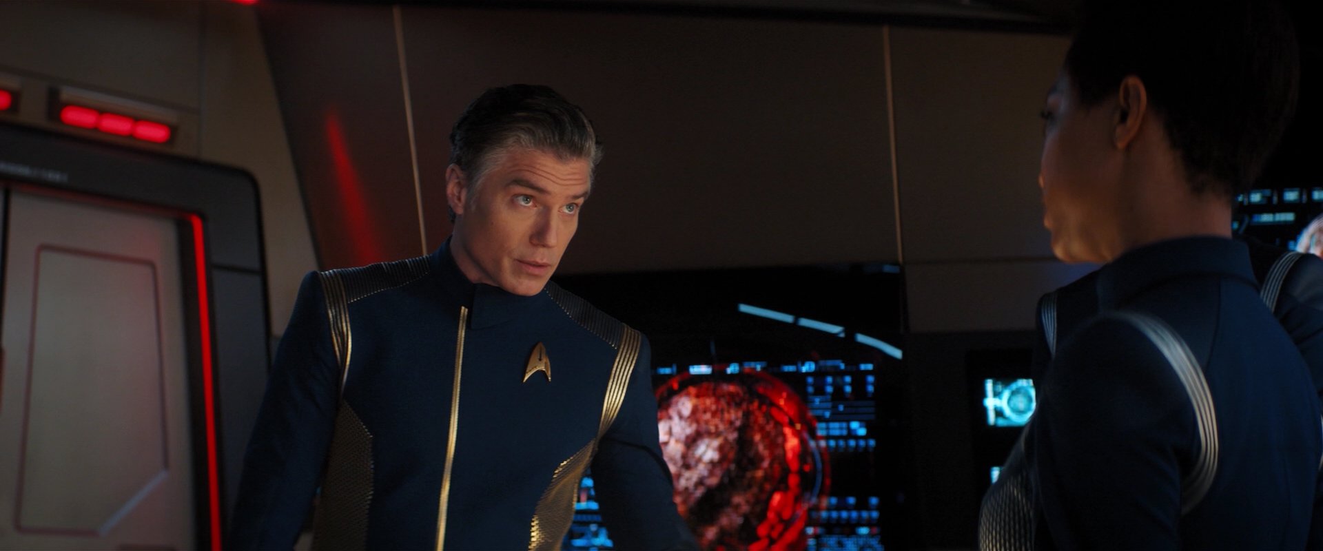 extant_StarTrekDiscovery_2x04-AnObolForCharon_01280.jpg