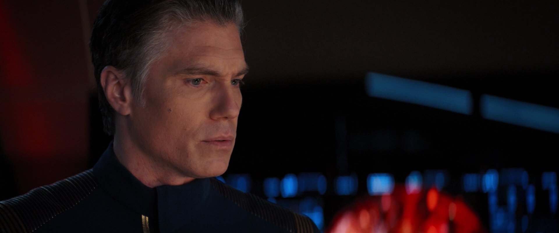 extant_StarTrekDiscovery_2x04-AnObolForCharon_01298.jpg