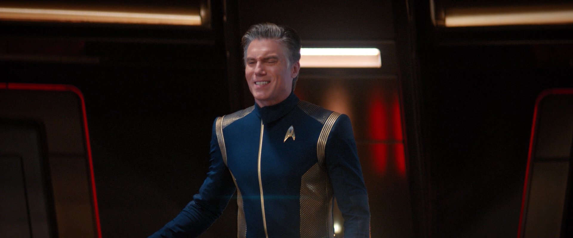 extant_StarTrekDiscovery_2x04-AnObolForCharon_01327.jpg