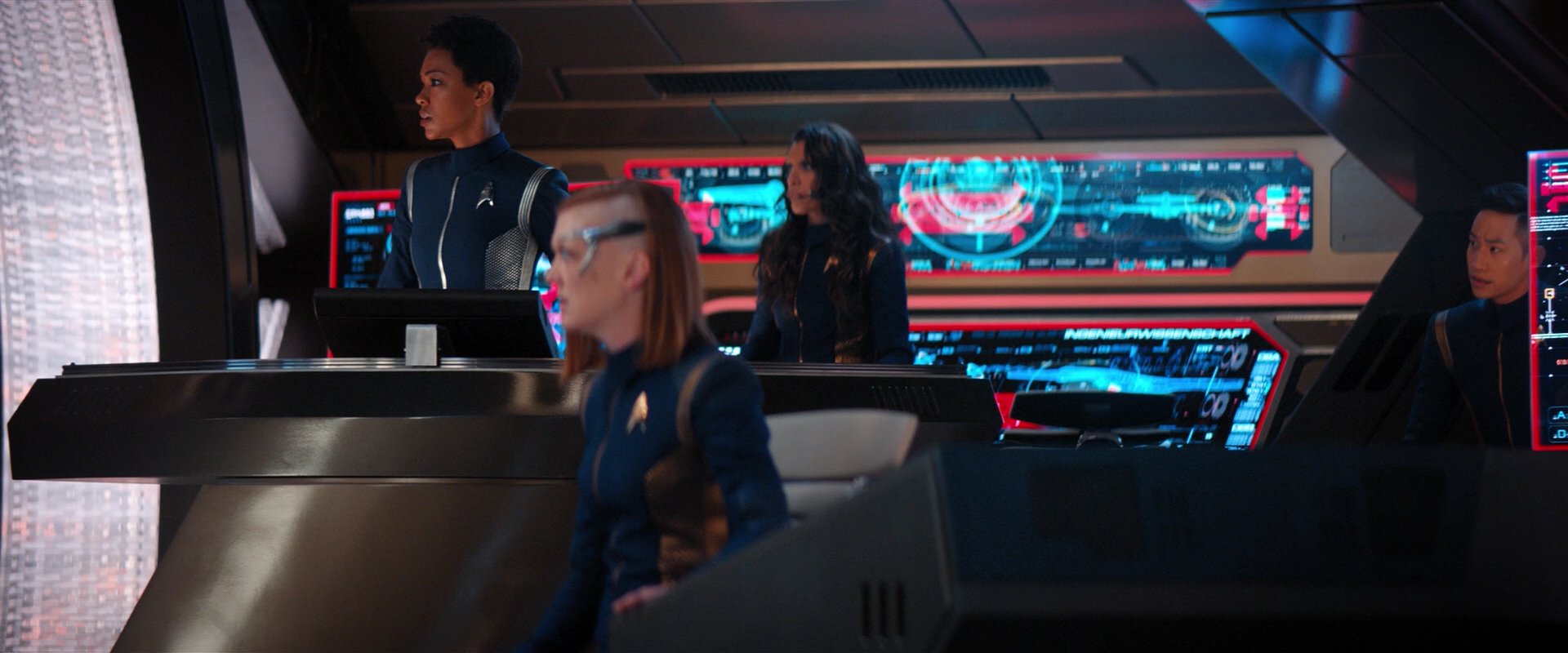 extant_StarTrekDiscovery_2x04-AnObolForCharon_01340.jpg
